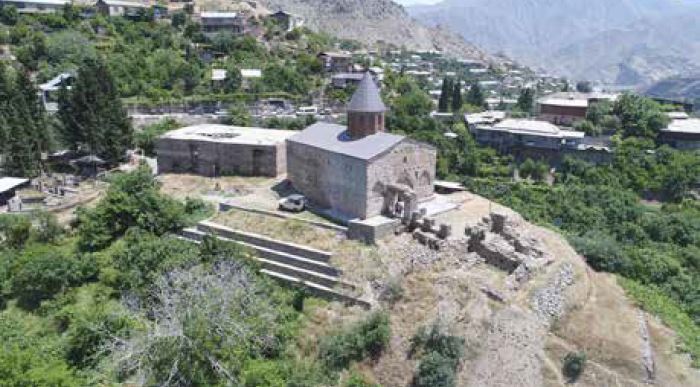 Eglise Saint-Jean de Meghri apres restauration